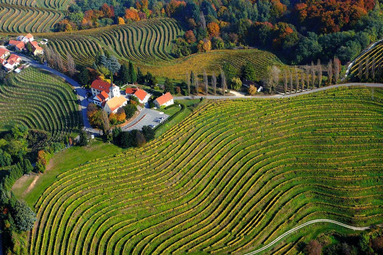 Urlaub Fuer Die Seele - Erholung Pur In Der Natur - Ferienhaus Mit Infrarotkabine & Relax-Raum Rucmanci 외부 사진
