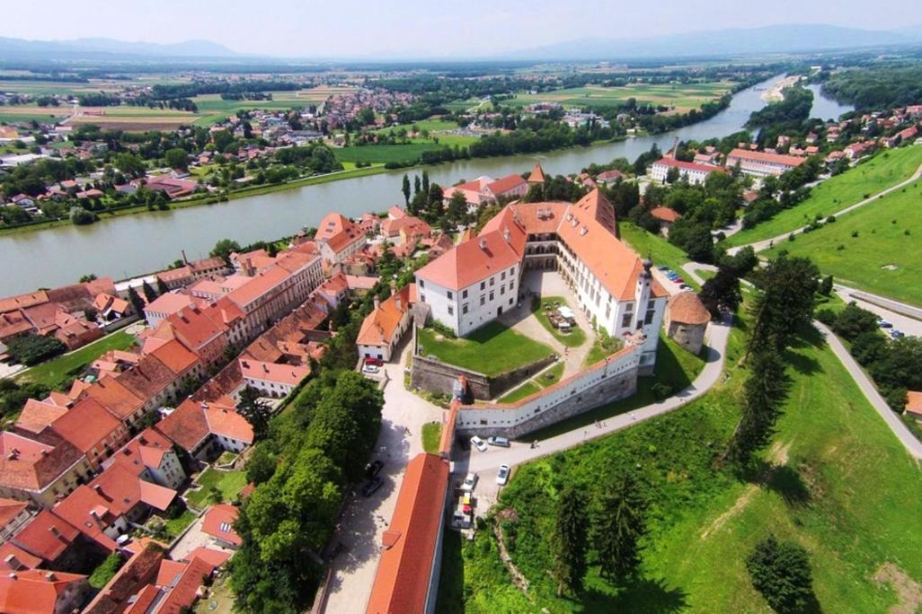 Urlaub Fuer Die Seele - Erholung Pur In Der Natur - Ferienhaus Mit Infrarotkabine & Relax-Raum Rucmanci 외부 사진