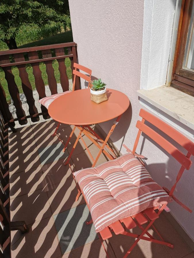 Urlaub Fuer Die Seele - Erholung Pur In Der Natur - Ferienhaus Mit Infrarotkabine & Relax-Raum Rucmanci 외부 사진